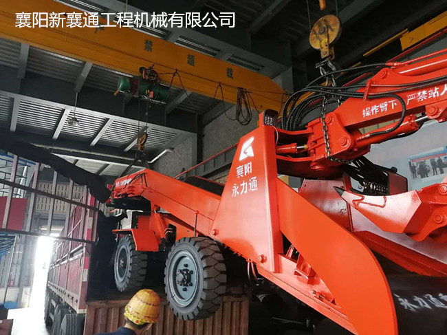 1601428675843501.jpg 扒渣机发车中9-29-1.jpg